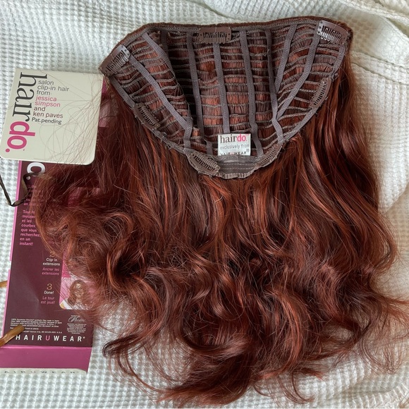 JESSICA SIMPSON HAIRDO Salon 18’ Clip In Wavy Extensions - Picture 7 of 7